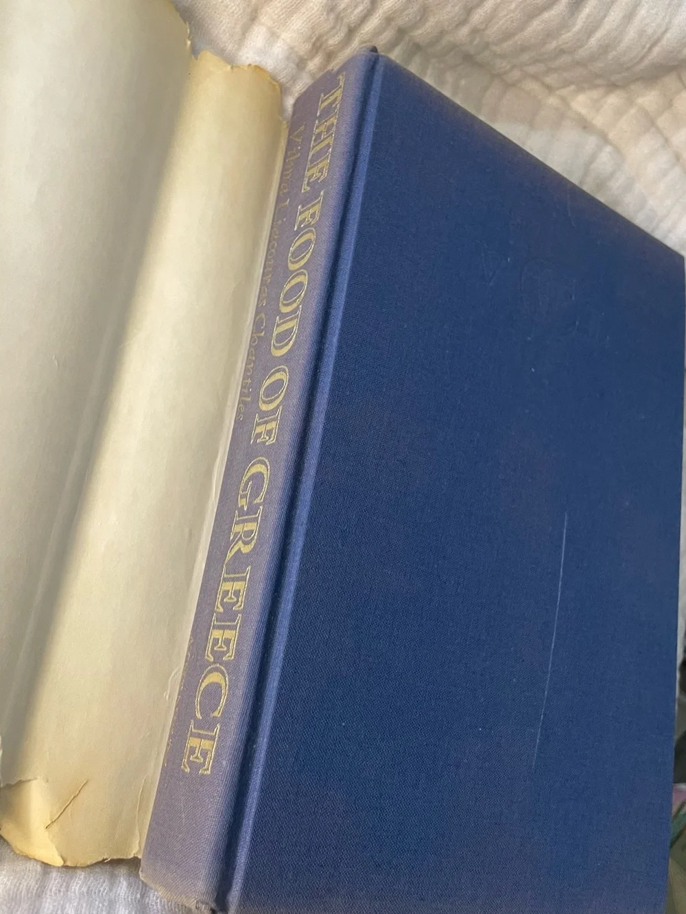 1975 The Food of Greece by Vilma Liacouras Chantile, First Ed. Greek Cookbook